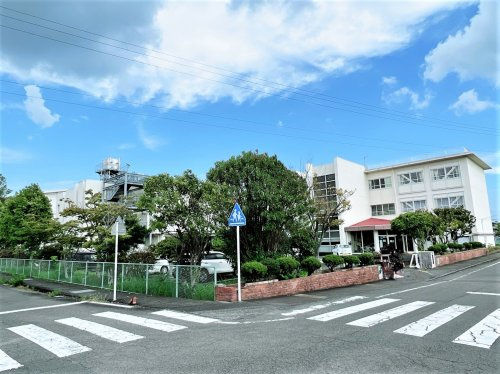 【中学校】焼津市立港中学校まで1790ｍ