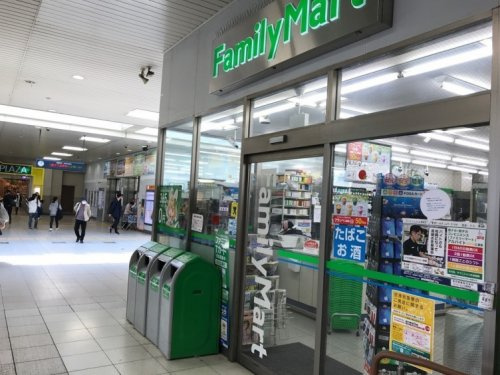 【コンビニエンスストア】ファミリーマート　ふじみ野駅店まで457ｍ