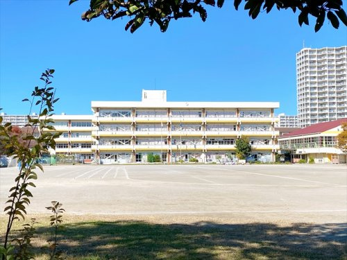 【小学校】志木市立　志木第四小学校まで400ｍ