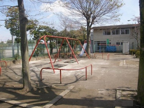 【公園】福住児童公園まで620ｍ