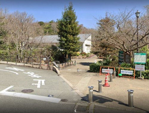 【その他】西宮市立　北山緑化植物園　緑の相談所まで1028ｍ