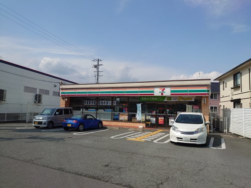 【コンビニエンスストア】セブンイレブン　姫路砥堀店まで3021ｍ