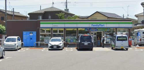 【コンビニエンスストア】ファミリーマート　野田中野台店まで421ｍ