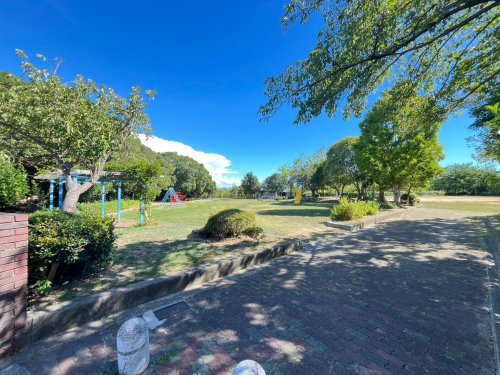 【公園】中山桜台公園まで306ｍ