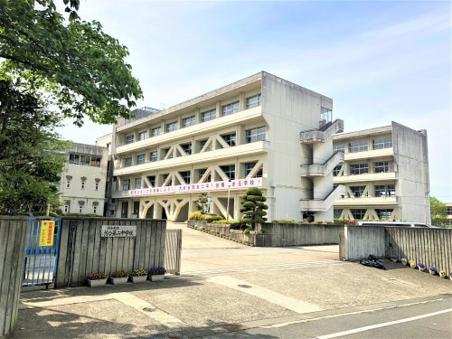 【中学校】河合第二中学校まで1023ｍ