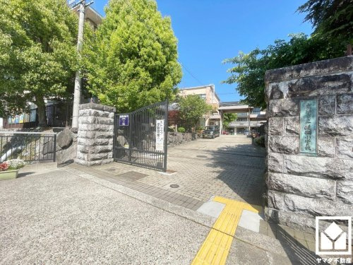 【小学校】京都市立醍醐小学校まで731ｍ