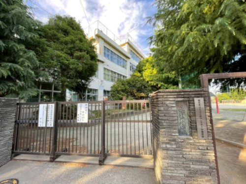 【小学校】福生市立福生第六小学校まで641ｍ