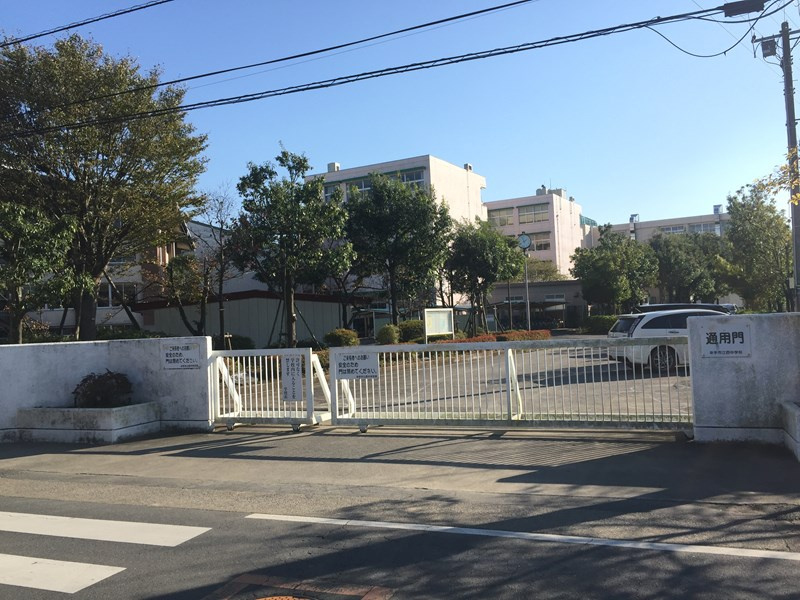 【中学校】西中学校まで2960ｍ