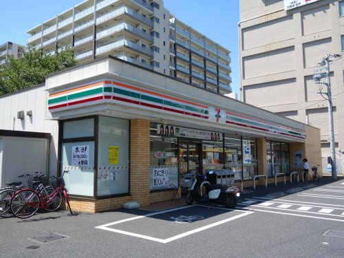 【コンビニエンスストア】セブンイレブン　厚木水引店まで124ｍ
