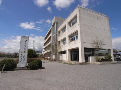 【中学校】高根沢町立阿久津中学校まで351ｍ