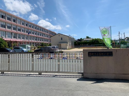 【小学校】浜松市立富塚小学校まで367ｍ