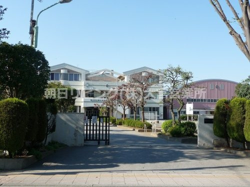 【中学校】桶川市立桶川中学校まで703ｍ