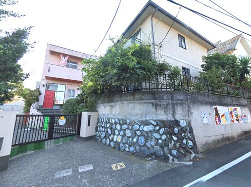 【幼稚園】もみじ幼稚園まで625ｍ