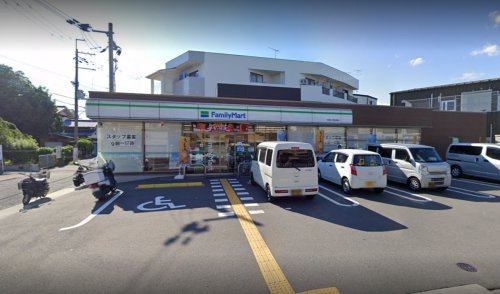【コンビニエンスストア】ファミリーマート　太秦小学校前店まで80ｍ