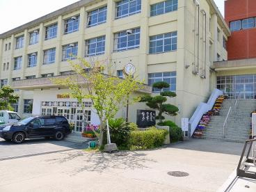【中学校】奈良市立都南中学校まで1800ｍ
