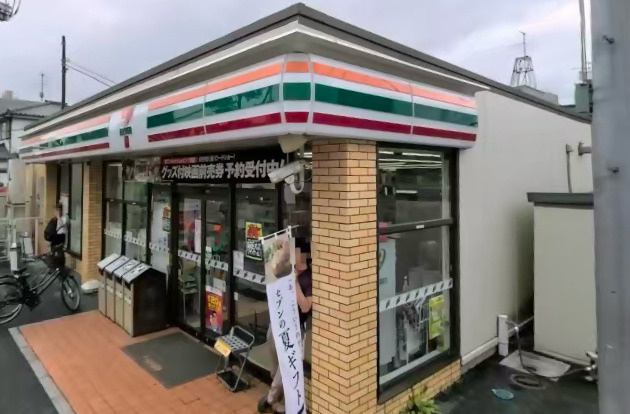 【コンビニエンスストア】セブンイレブン　北松戸駅西口店まで266ｍ