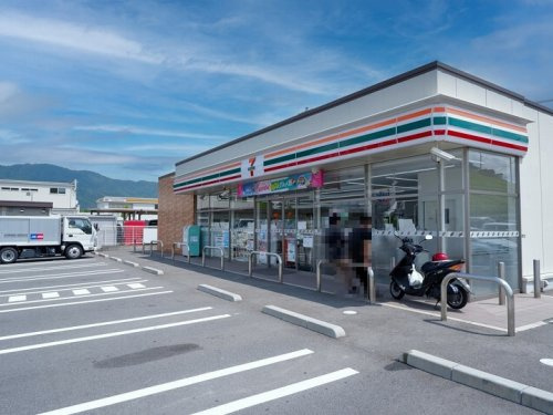 【コンビニエンスストア】セブンイレブン　広島セントラルシティ店まで714ｍ