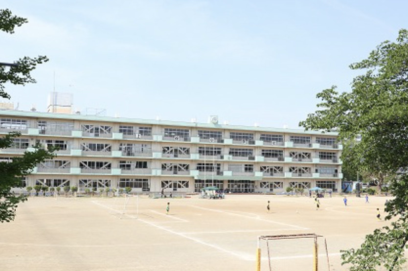 【小学校】坂戸市立上谷小学校まで1416ｍ