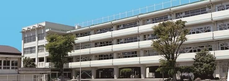 【小学校】第一小学校まで895ｍ