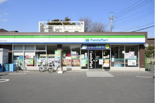 【コンビニエンスストア】ファミリーマート深大寺元町店まで551ｍ