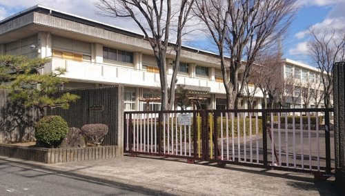 【中学校】岐阜市立梅林中学校まで1083ｍ