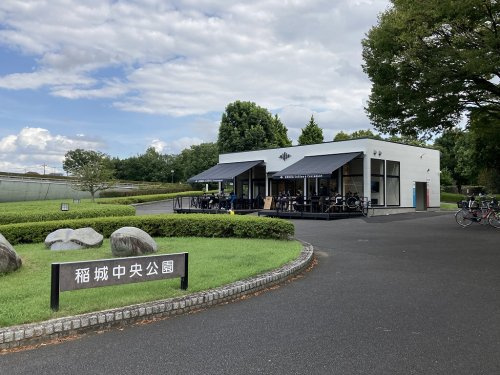 【喫茶店・カフェ】ゼブラコーヒーアンドクロワッサン　稲城中央公園店まで900ｍ