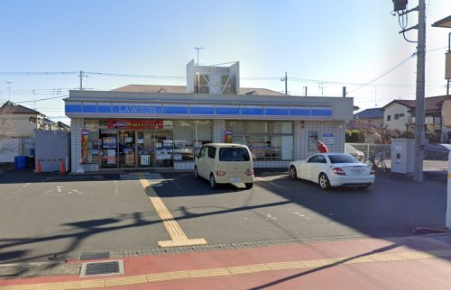 【コンビニエンスストア】ローソン　蓮田馬込一丁目店まで333ｍ