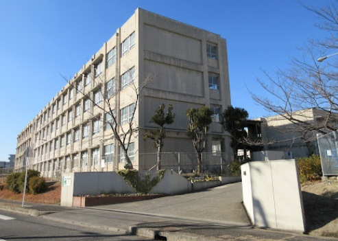 【中学校】堺市立晴美台中学校まで1067ｍ