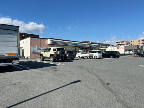 【コンビニエンスストア】セブンイレブン　沼津岡宮東店まで2751ｍ