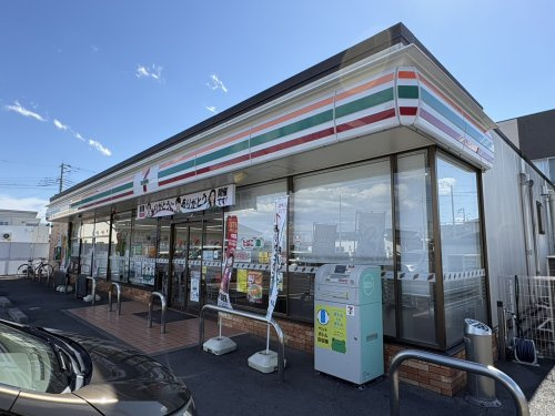 【コンビニエンスストア】セブンイレブン　宇都宮上鶴田店まで587ｍ