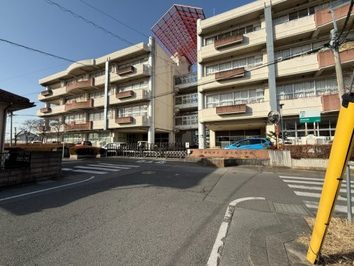 【小学校】宇都宮市立富士見小学校まで563ｍ