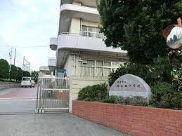 【中学校】横浜市立西本郷中学校まで687ｍ