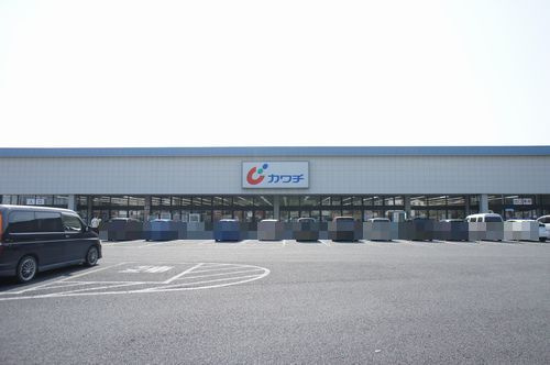 【ドラッグストア】カワチ薬品　佐野店まで848ｍ