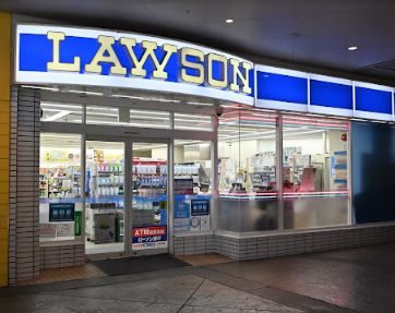 【コンビニエンスストア】ローソン　ユニバーサル・シティウォーク大阪店まで428ｍ