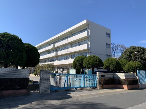 【小学校】春日部市立小渕小学校まで575ｍ