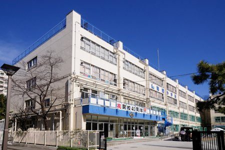 【小学校】江東区立南陽小学校まで279ｍ