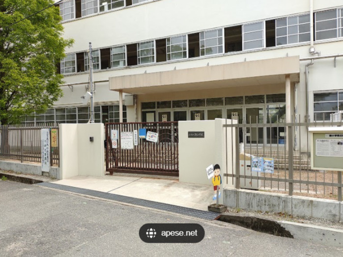 【小学校】尼崎市立潮小学校まで705ｍ