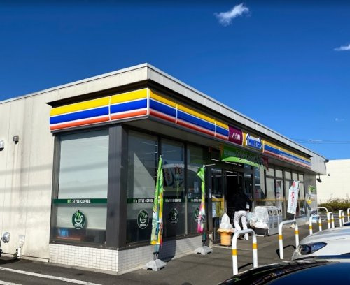 【コンビニエンスストア】ミニストップ　八王子小比企町店まで625ｍ
