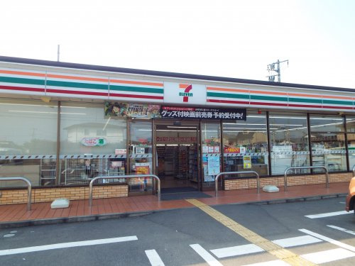 【コンビニエンスストア】セブンイレブン　加須旗井西店まで1049ｍ