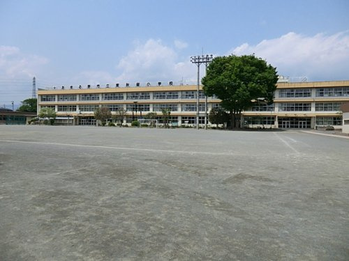 【小学校】あきる野市立東秋留小学校まで311ｍ