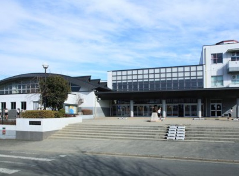 【中学校】四街道市立四街道中学校まで2200ｍ