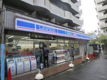 【コンビニエンスストア】ローソン　西新井大師前店まで473ｍ