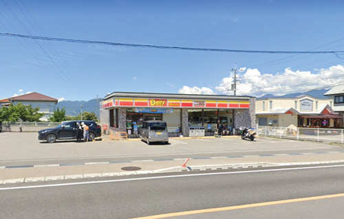 【コンビニエンスストア】デイリーヤマザキ　山梨勝沼店まで300ｍ