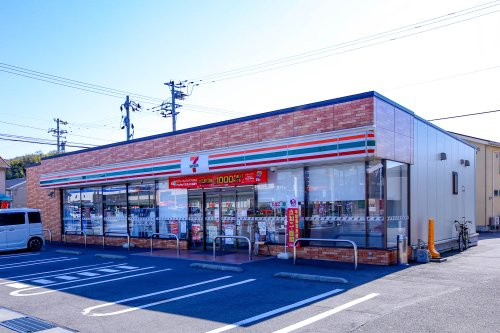 【コンビニエンスストア】セブンイレブン　金沢大桑2丁目店まで1465ｍ