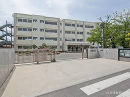 【中学校】茅ケ崎市立西浜中まで398ｍ