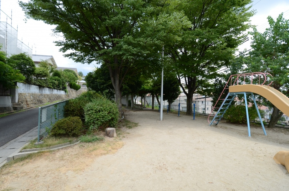【公園】中筋山手第2公園まで309ｍ