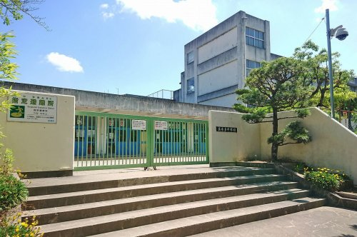 【中学校】堺市立美木多中学校まで2330ｍ