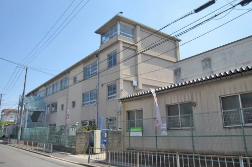 【中学校】堺市立殿馬場中学校まで840ｍ