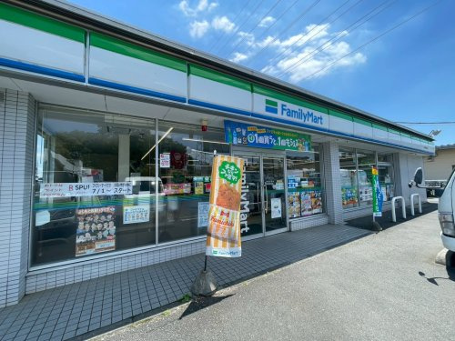 【コンビニエンスストア】ファミリーマート　羽村神明台店まで1180ｍ