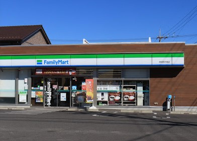 【コンビニエンスストア】ファミリーマート　清須西市場店まで732ｍ